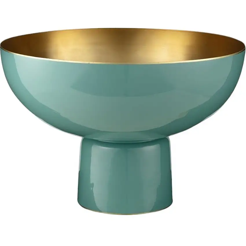 Bol en métal vers le haut