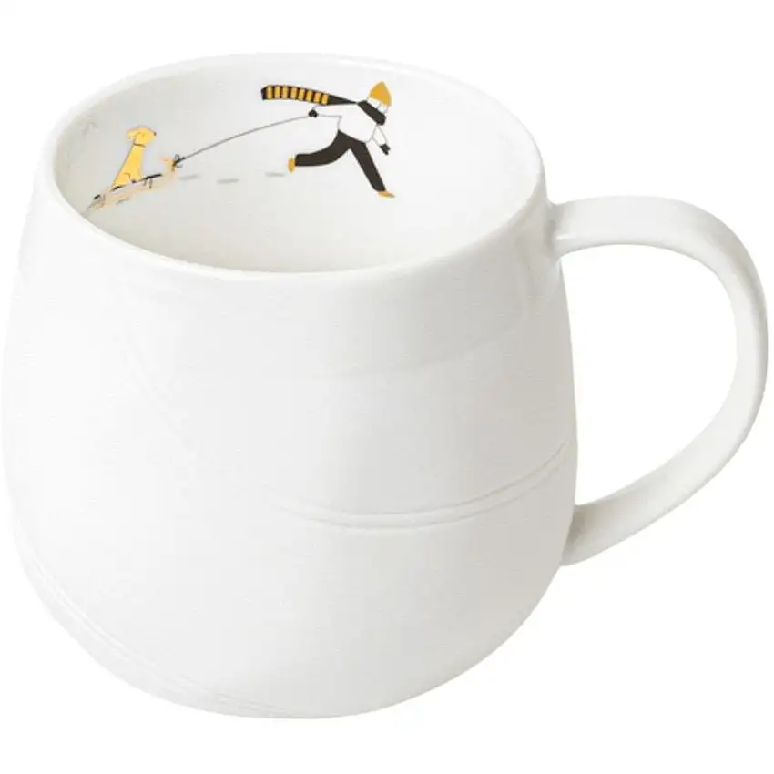 tasse de jour de neige de roues